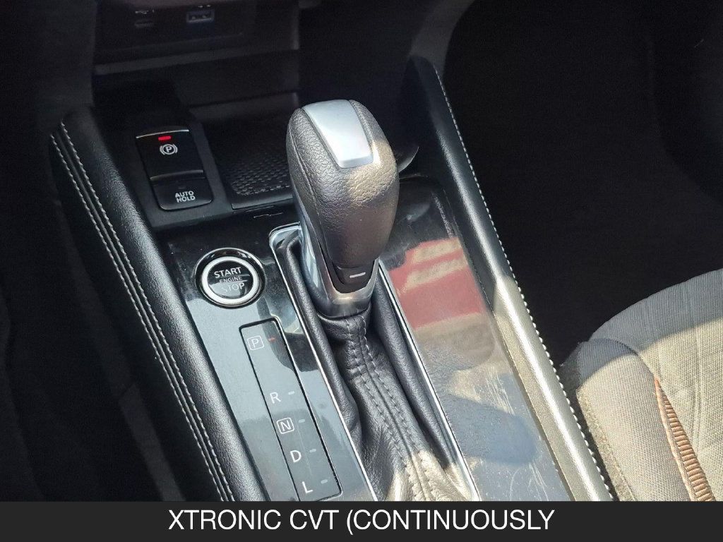 Used 2023 Nissan Kicks SR FWD image 20