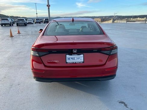 Certified 2024 Honda Accord EX image 11