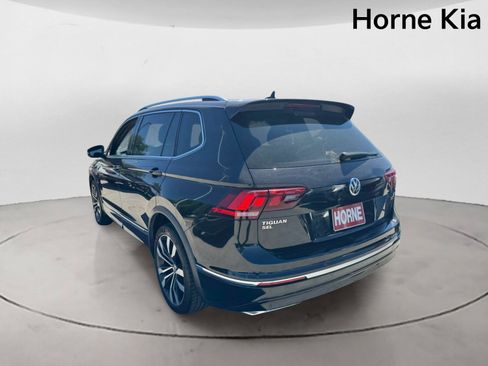 Used 2018 Volkswagen Tiguan SEL Premium AWD/4WD image 5