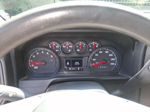 Used 2024 GMC Sierra 2500 Pro w/ Convenience Package AWD/4WD image 12