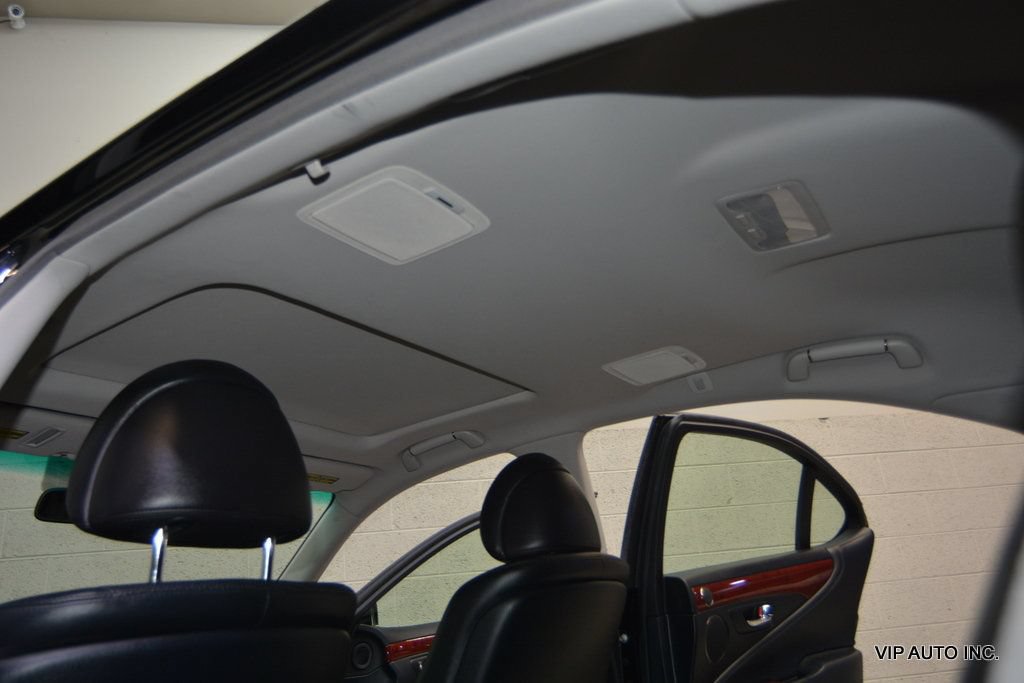 Used 2007 Lexus LS 460 RWD image 19