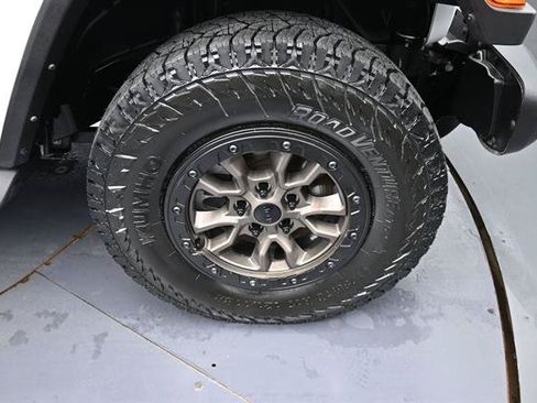 Used 2021 Jeep Wrangler Unlimited Sahara AWD/4WD image 16
