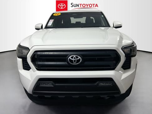 Used 2024 Toyota Tacoma SR5 RWD image 10