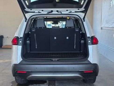 New 2026 Toyota Grand Highlander Platinum image 5