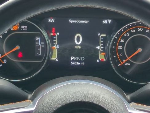 Used 2022 Jeep Wrangler Unlimited Sahara image 16