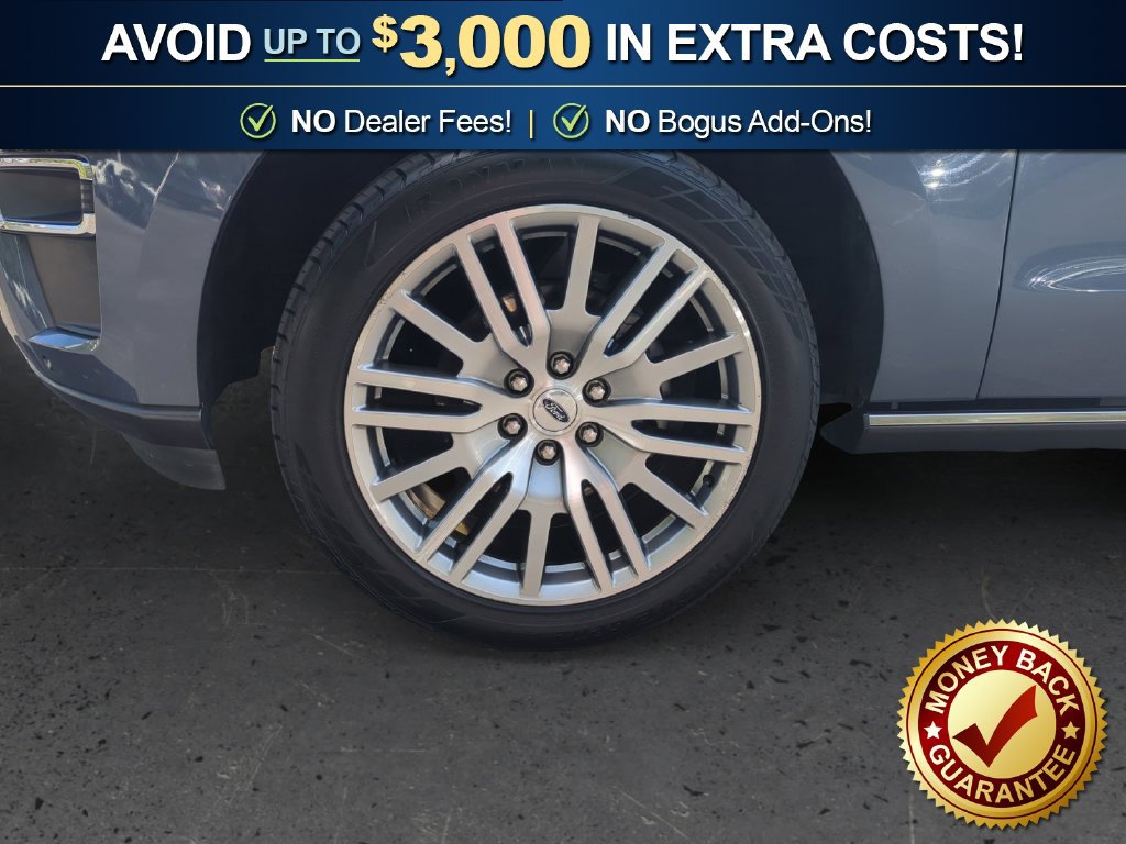 Used 2023 Ford Expedition Limited RWD image 13