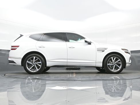 Certified 2025 Genesis GV80 2.5T Advanced image 37