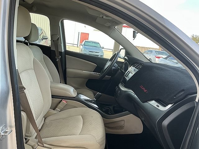 Used 2014 Dodge Journey SXT w/ Flexible Seating Group FWD image 11