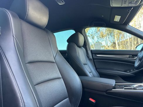 Used 2022 Honda Accord Sport image 19