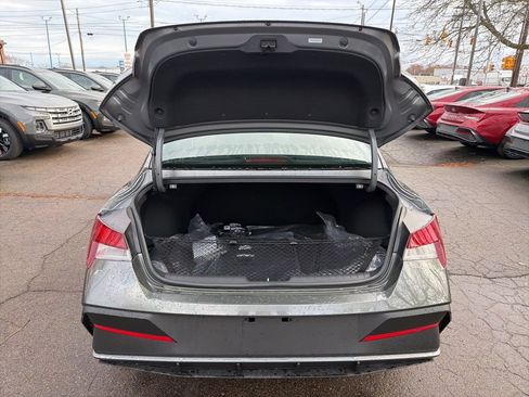 New 2025 Hyundai Elantra Sport image 15