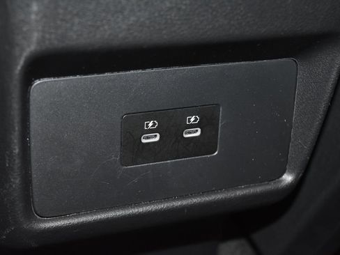 Certified 2025 Nissan Rogue SV image 20