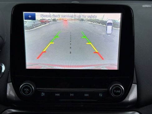 Used 2021 Ford EcoSport SE image 32