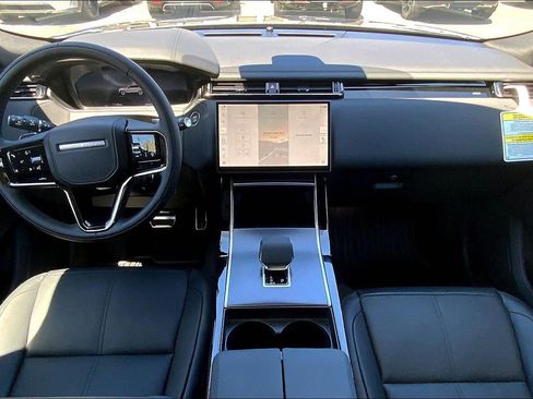 New 2026 Land Rover Range Rover Velar Dynamic SE image 6