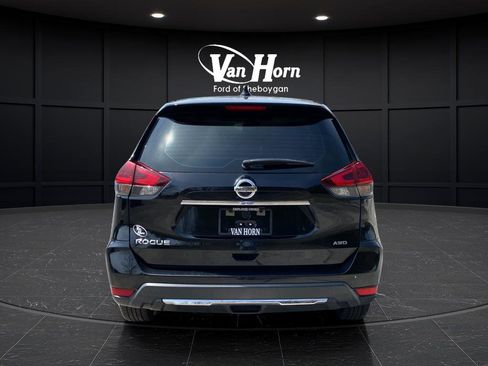 Used 2020 Nissan Rogue S AWD/4WD image 6