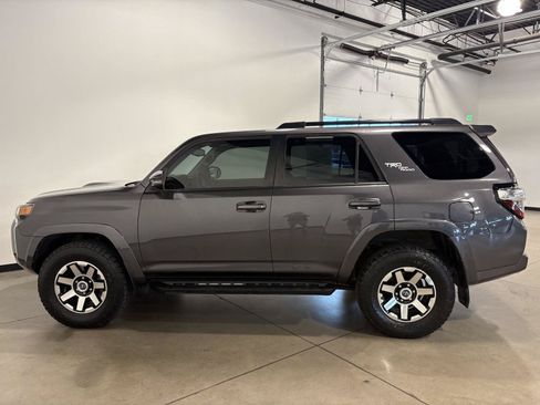 Used 2021 Toyota 4Runner TRD Off-Road Premium AWD/4WD image 6
