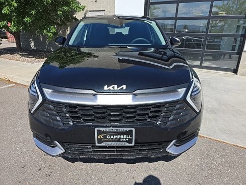 New 2025 Kia Sportage LX image 2
