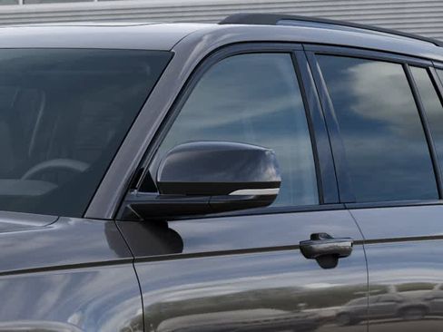 New 2025 Jeep Grand Cherokee Limited w/ Black Appearance Package image 12