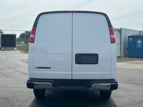 New 2025 Chevrolet Express 3500 Extended w/ Driver Convenience Package RWD image 8