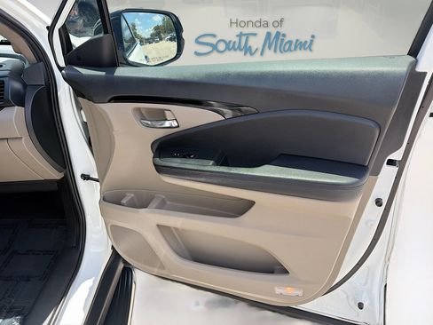 Used 2021 Honda Pilot Touring image 33