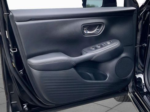 Used 2023 Honda HR-V EX-L image 21