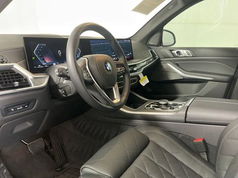 Certified 2025 BMW X5 sDrive40i w/ Climate Comfort Package image 21