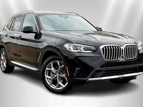 Used 2023 BMW X3 xDrive30i w/ Premium Package image 3
