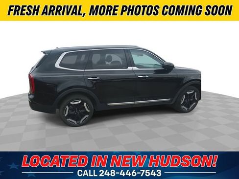 Used 2025 Kia Telluride S image 7
