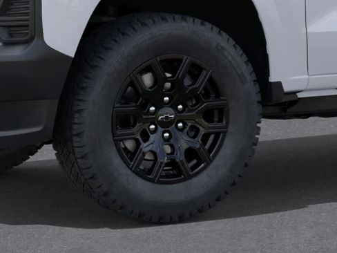 New 2026 Chevrolet Colorado W/T w/ WT Custom Package AWD/4WD image 9