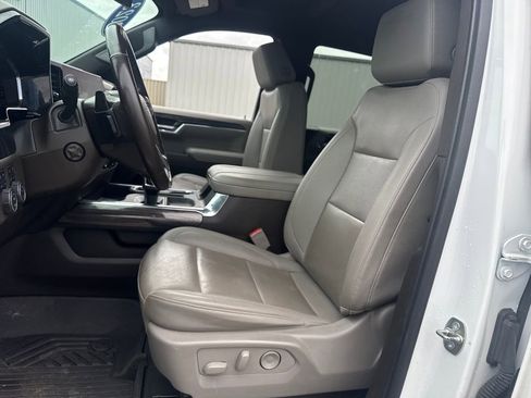 Used 2023 Chevrolet Silverado 1500 LTZ image 16