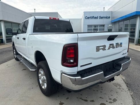 Used 2026 RAM 2500 Big Horn AWD/4WD image 7