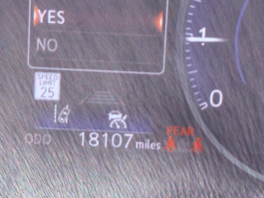 Used 2024 Lexus RX 350 Premium w/ Accessory Package (Z1) FWD image 25