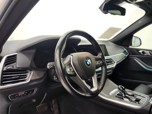 Used 2022 BMW X5 xDrive40i w/ Premium Package AWD/4WD image 13
