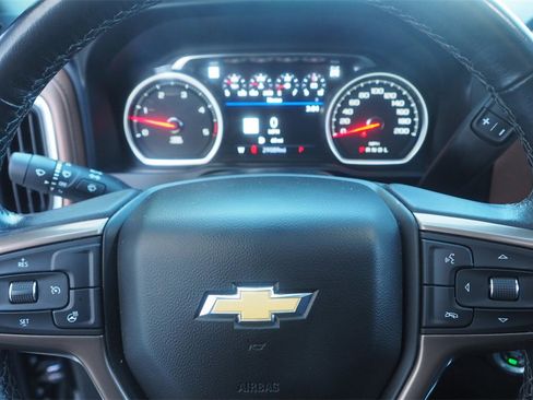 Used 2022 Chevrolet Silverado 3500 High Country image 16