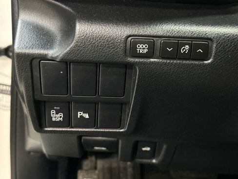 Used 2014 Lexus IS 350 w/ Navigation Package RWD image 25