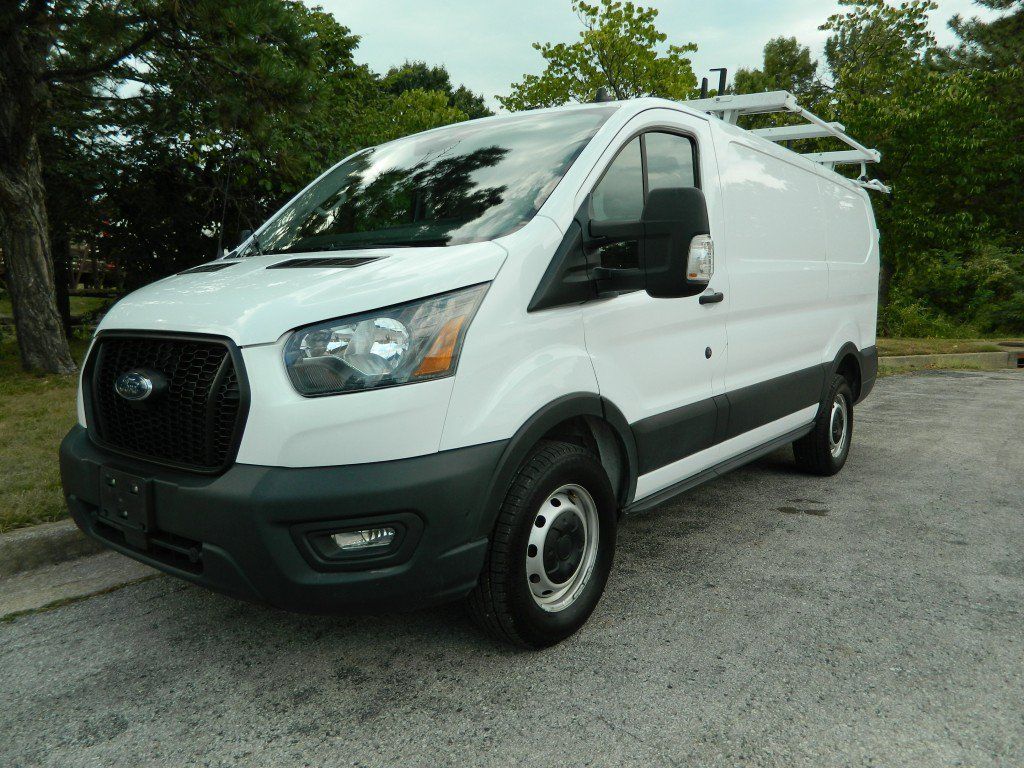 Used 2023 Ford Transit 250 Low Roof RWD image 1