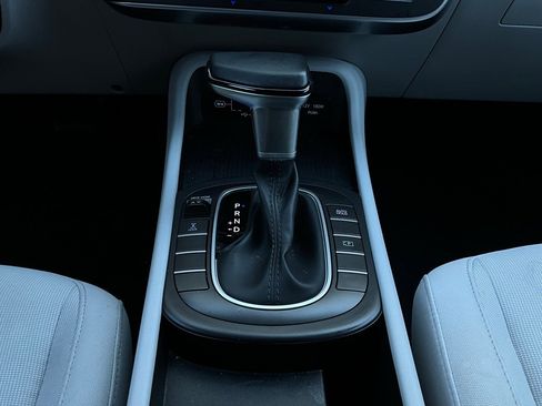 Used 2025 Hyundai Kona SEL image 23