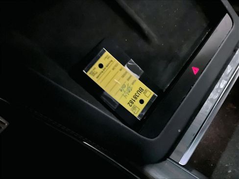 Used 2024 Tesla Model X image 14