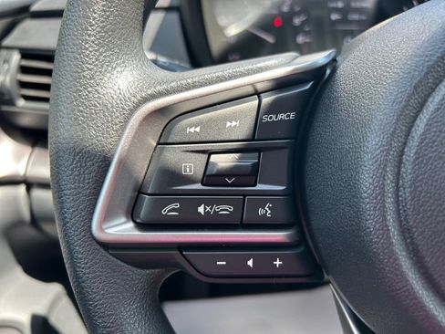 Certified 2025 Subaru Impreza 2.0i image 17