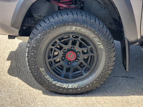 Used 2023 Toyota Tacoma TRD Pro AWD/4WD image 11