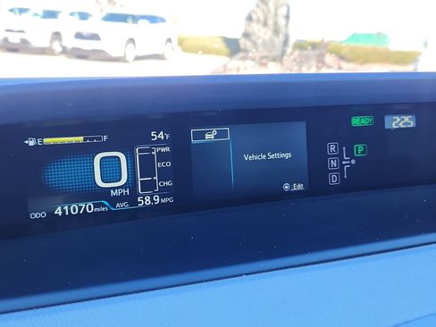 Used 2017 Toyota Prius Three Touring image 18