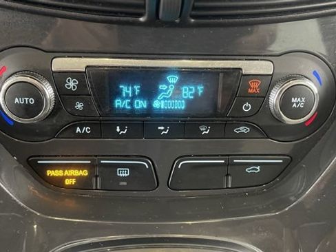 Used 2015 Ford Escape Titanium image 41