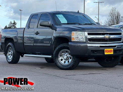 Used 2011 Chevrolet Silverado 1500 LS image 1