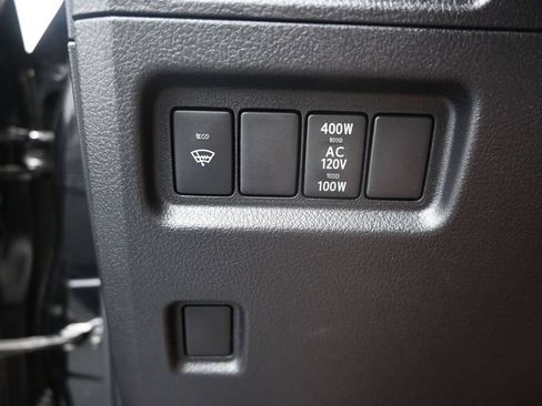 Used 2016 Toyota 4Runner SR5 AWD/4WD image 34