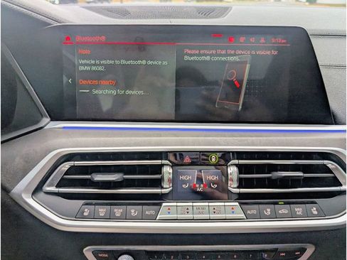 Used 2022 BMW X7 xDrive40i w/ Premium Enhanced Package image 27