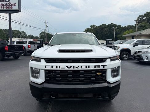 Used 2021 Chevrolet Silverado 2500 Custom w/ Custom Value Package AWD/4WD image 2