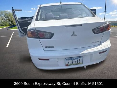 Used 2014 Mitsubishi Lancer ES FWD image 7