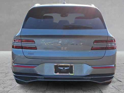 Certified 2025 Genesis GV80 2.5T Select AWD/4WD image 5