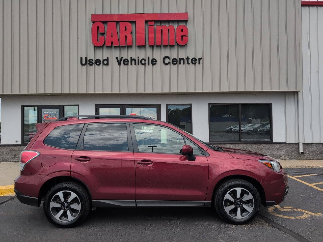 Used 2017 Subaru Forester 2.5i Premium AWD/4WD image 1
