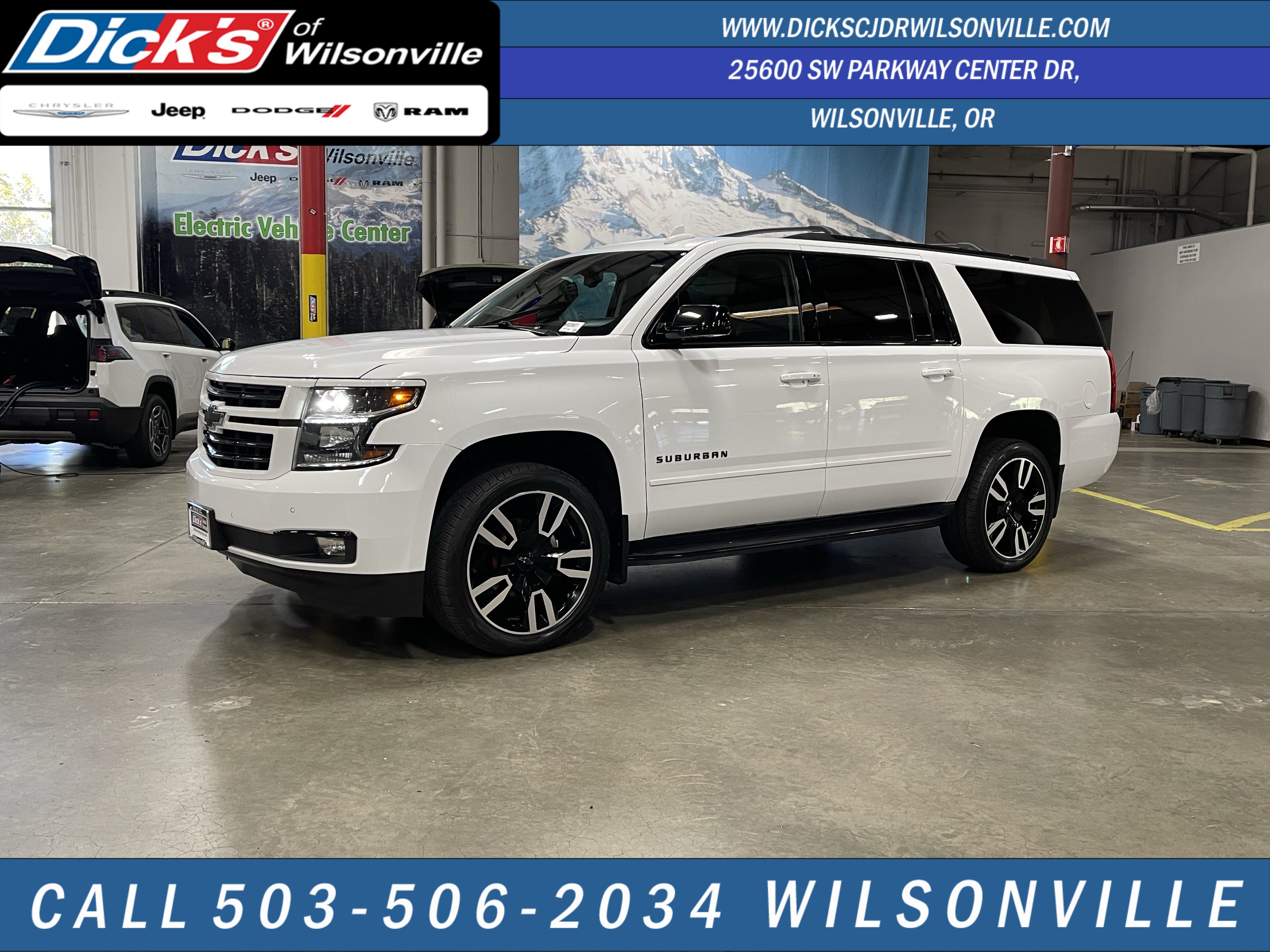 Used 2019 Chevrolet Suburban Premier AWD/4WD image 1