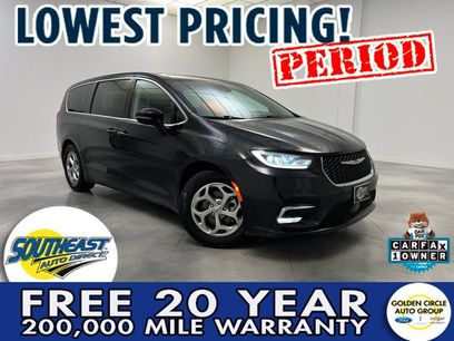 Used 2024 Chrysler Pacifica Limited